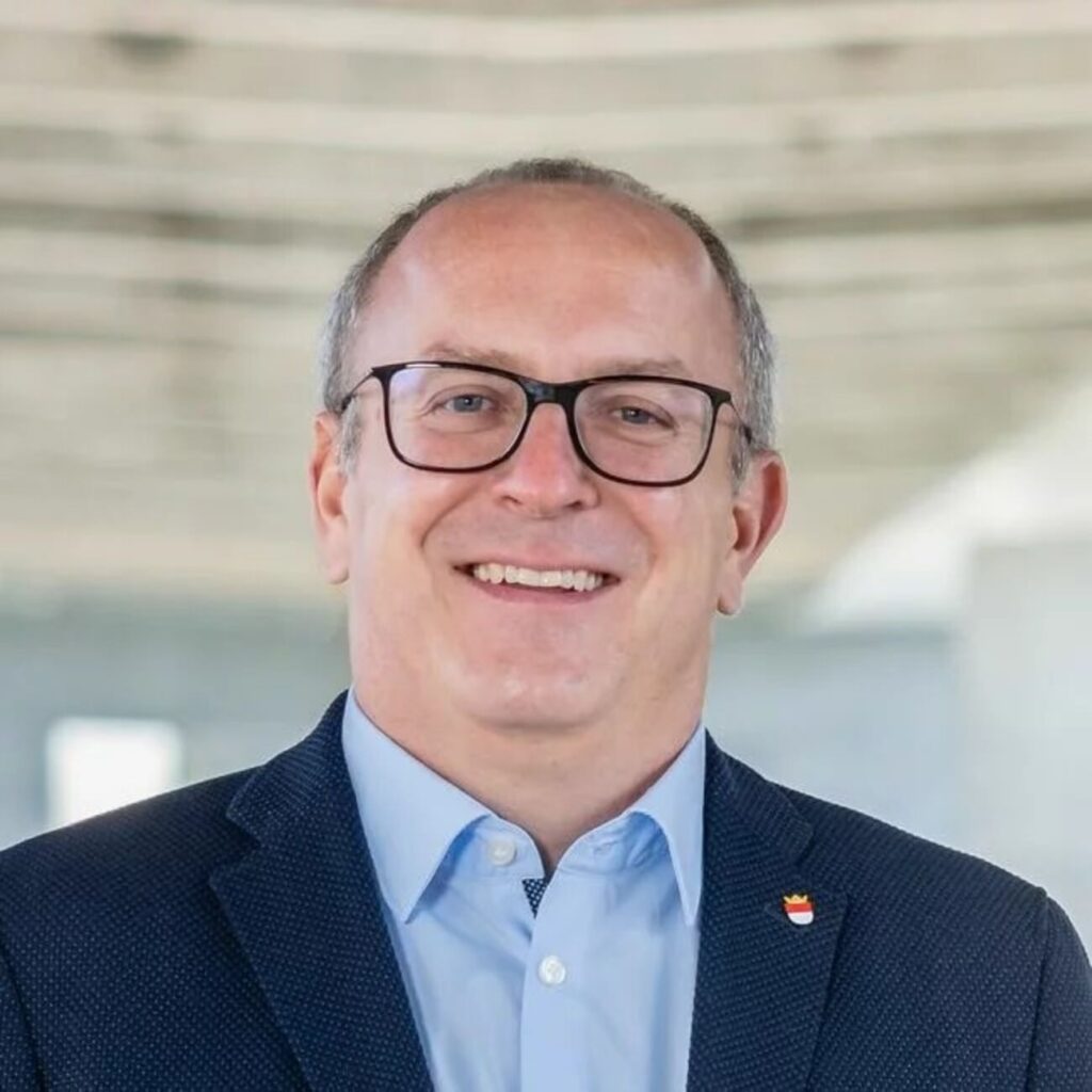 csm_lupi_marco_portrait_a84956cd7e-161163dc3dbc832g3c935d582a8c9d59@2x(1)